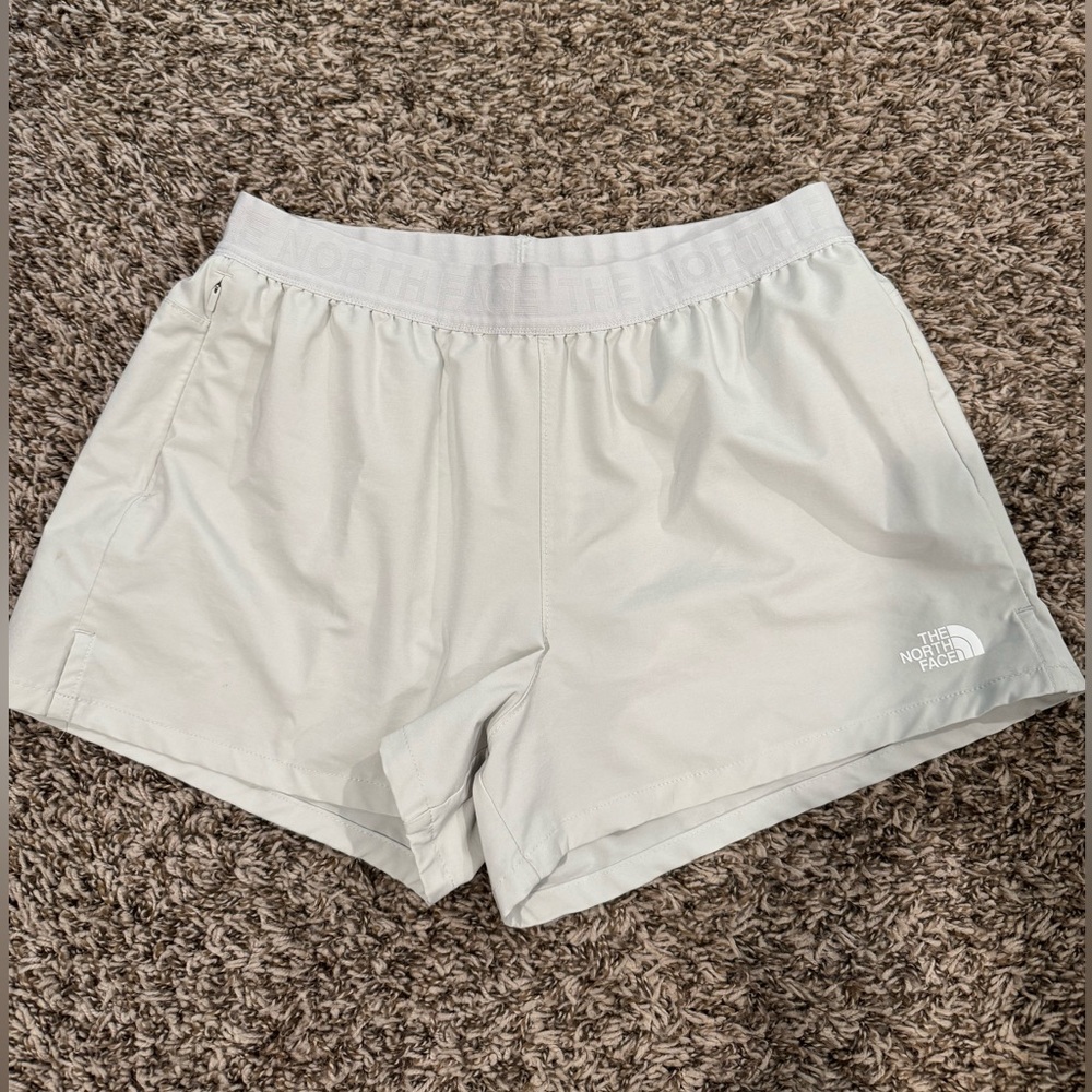 Women’s size medium North Face shorts